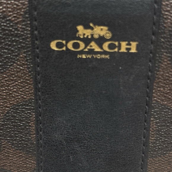 Coach Small Corner Zip Wristlet - Picture 3 of 11